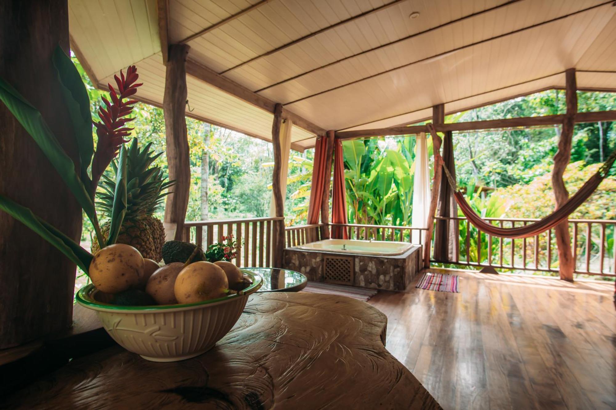 Brigitte'S Ranch Hotel Cahuita Exterior foto